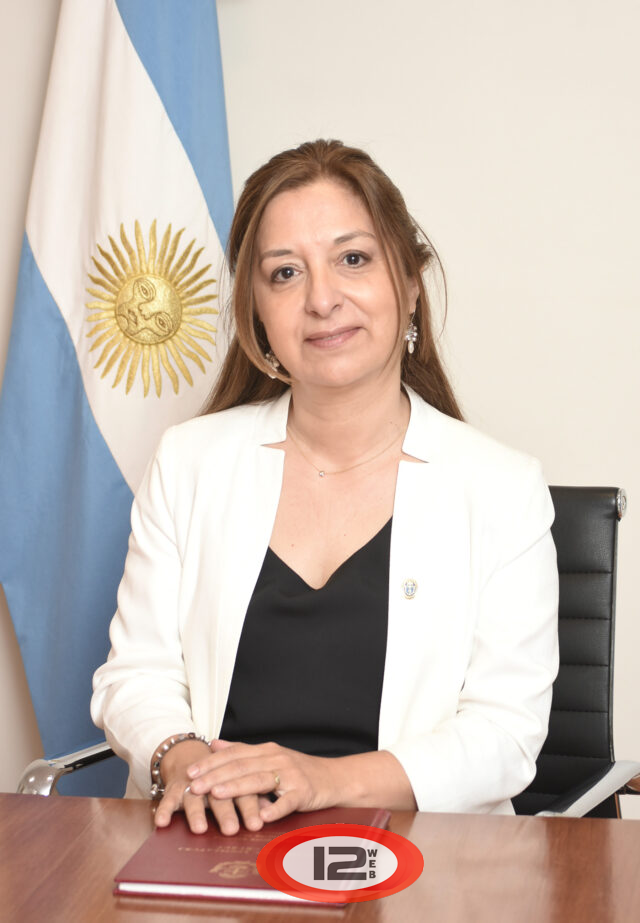 Hoy en SIN HILO: Educación y seguridad con los protagonistas Diputada de Despierta Chubut, Andrea Aguilera en SIN HILO