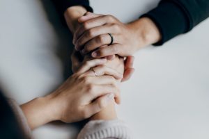 Prevención del suicidio: habrá un foro comunitario y capacitaciones en Esquel Prevención del suicidio: habrá un foro comunitario y capacitaciones en Esquel