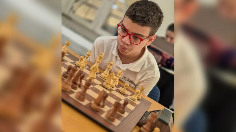 Faustino Oro se convirtió en el jugador más joven de la historia en superar los 2500 de Elo en Rápidas.