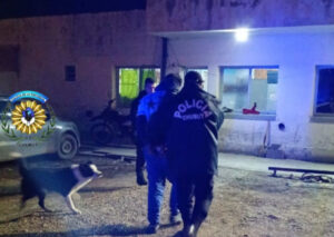 Un hombre fue detenido tras dañar un vehículo en un barrio de Comodoro