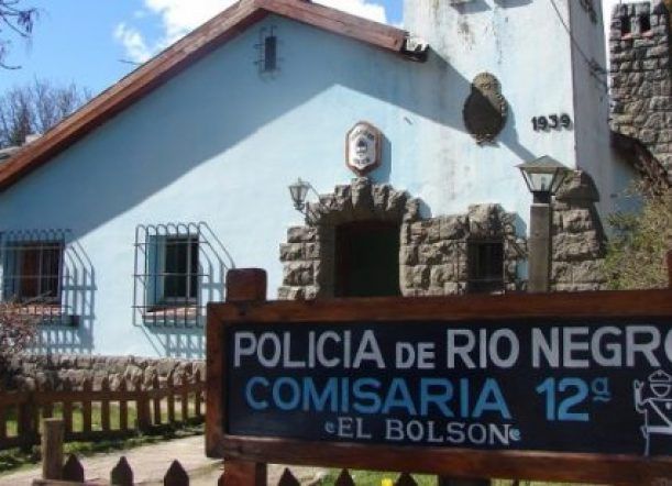 Una mujer intento prender fuego a la empleada de una panadería en El Bolsón Una mujer intento prender fuego a la empleada de una panadería en El Bolsón