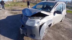 Fuerte accidente entre dos vehículos en la Ruta 7, entre Rawson y Trelew Fuerte accidente entre dos vehículos en la Ruta 7, entre Rawson y Trelew