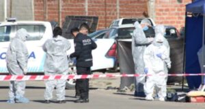 Horror: hallaron los restos de una bebé dentro de una bolsa en un barrio de Caleta Olivia Horror: hallaron los restos de una bebé dentro de una bolsa en un barrio de Caleta Olivia